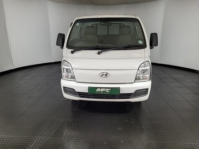 BUY HYUNDAI H100 2.6D F/C D/S 2023 DROPSIDE, NedbankMFC